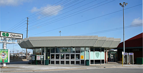 Oakville GO Station